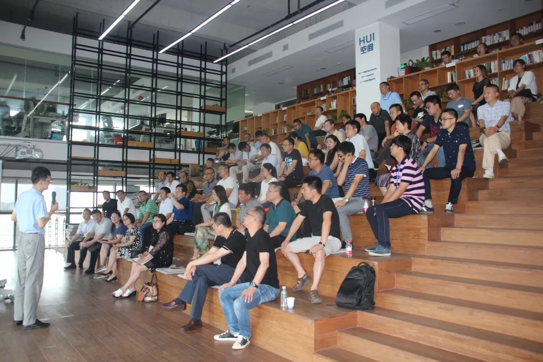 电子游戏平台app