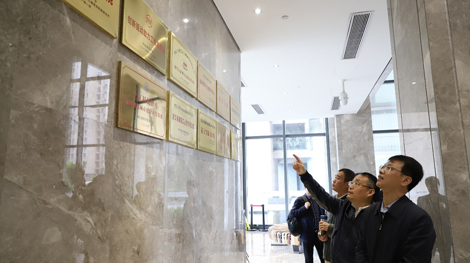 电子游戏平台app