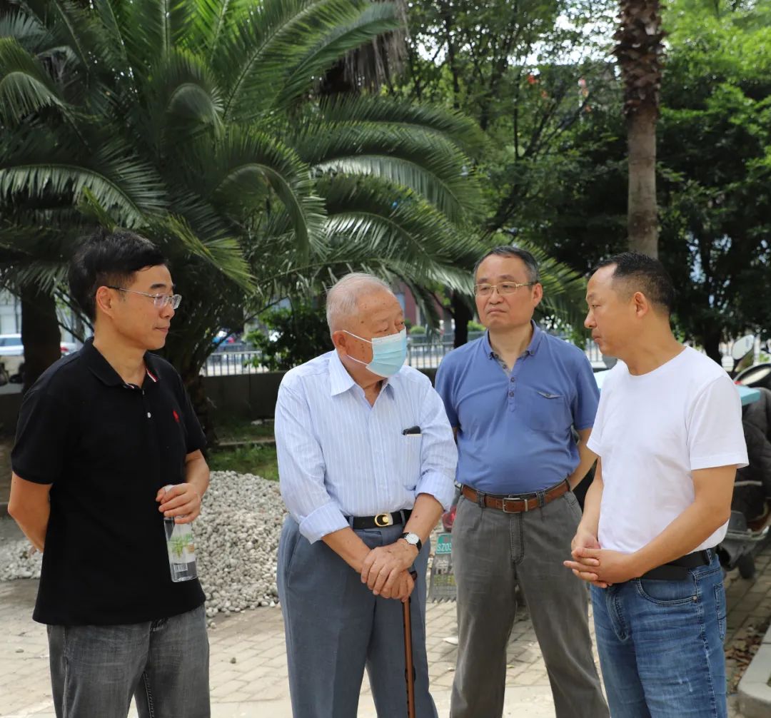 沿院士足迹9.jpg 沿院士足迹9.jpg