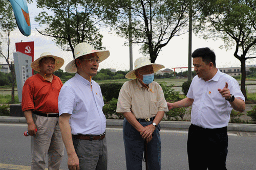 沿院士足迹12.gif 沿院士足迹12.gif