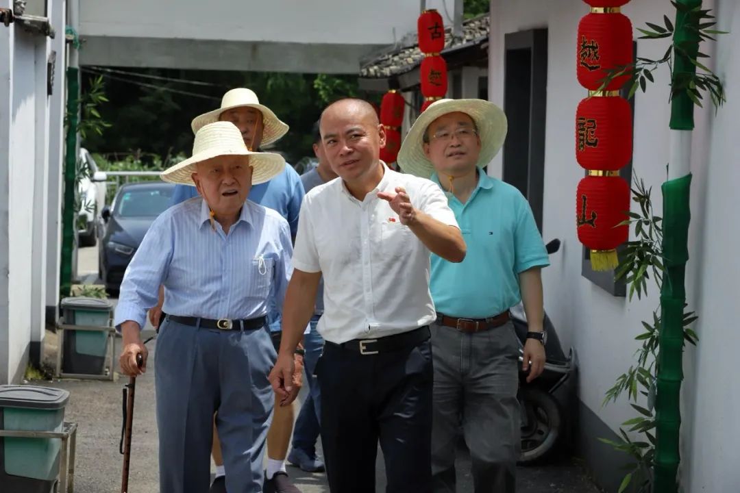 沿院士足迹20.jpg 沿院士足迹20.jpg