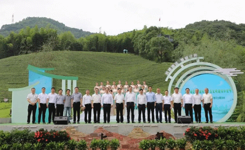 沿院士足迹21.gif 沿院士足迹21.gif