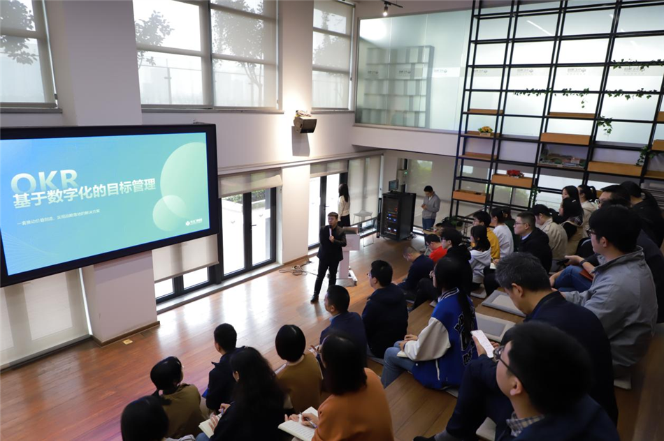 电子游戏平台app