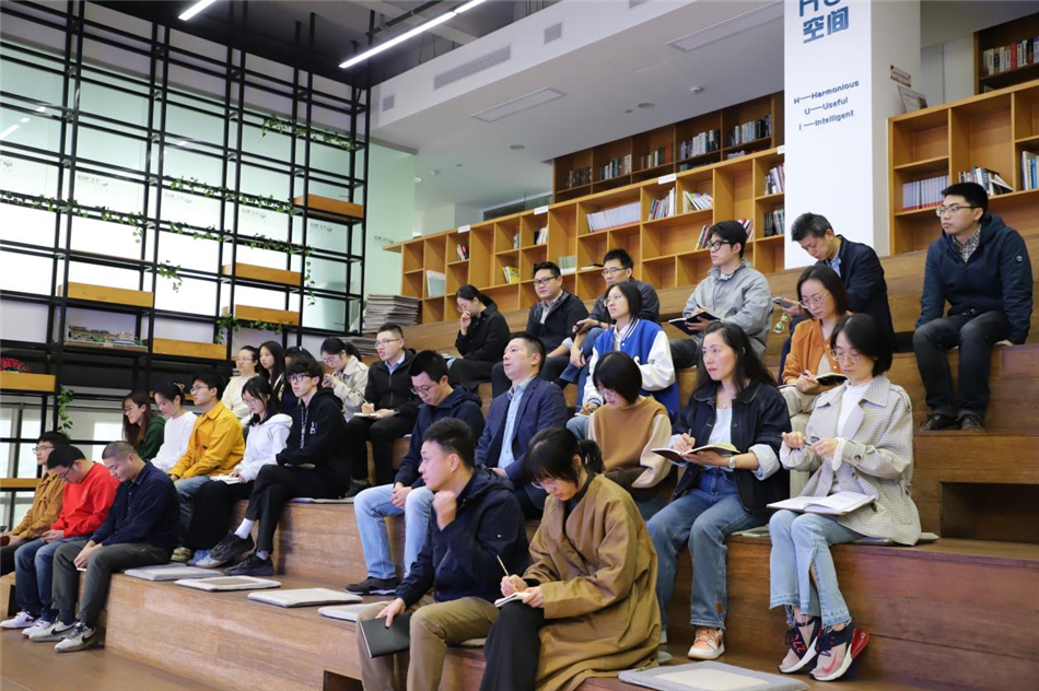 电子游戏平台app